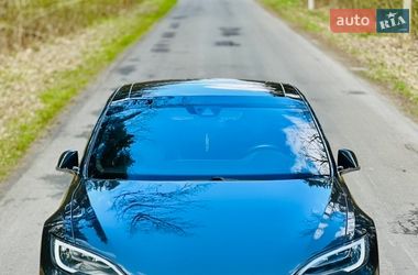Ліфтбек Tesla Model S 2016 в Луцьку