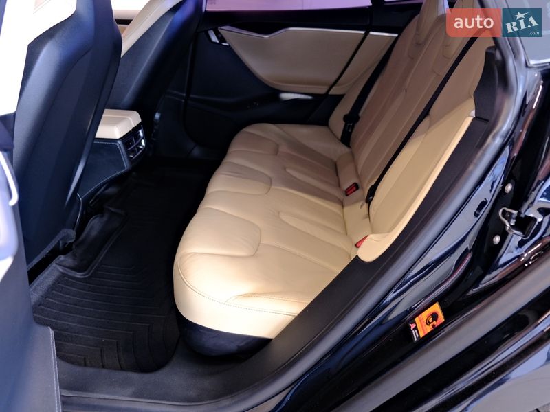 Лифтбек Tesla Model S 2014 в Одессе фото 32 Лифтбек Tesla Model S 2014 в Одессе