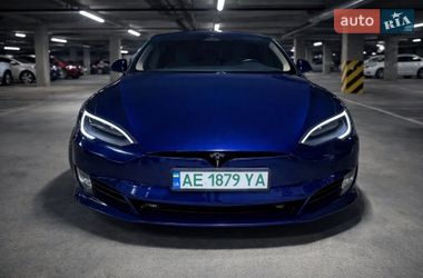 Лифтбек Tesla Model S 2018 в Днепре