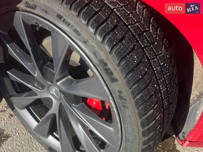 Ліфтбек Tesla Model S 2020 в Одесі фото 11 Ліфтбек Tesla Model S 2020 в Одесі