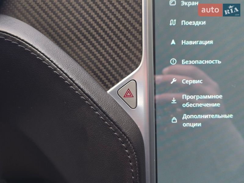 Ліфтбек Tesla Model S 2014 в Хмельницькому фото 58 Ліфтбек Tesla Model S 2014 в Хмельницькому