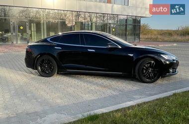 Лифтбек Tesla Model S 2014 в Ровно