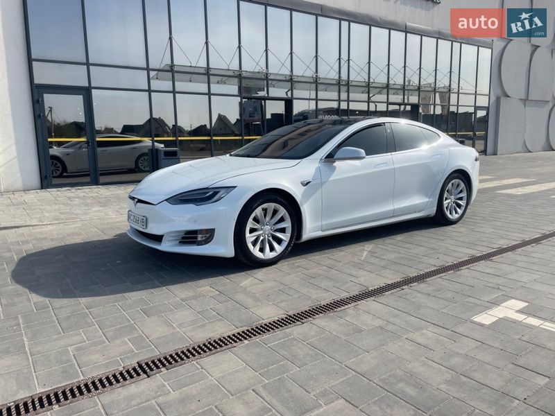 Tesla Model S 2018 Tesla Model S 2018
