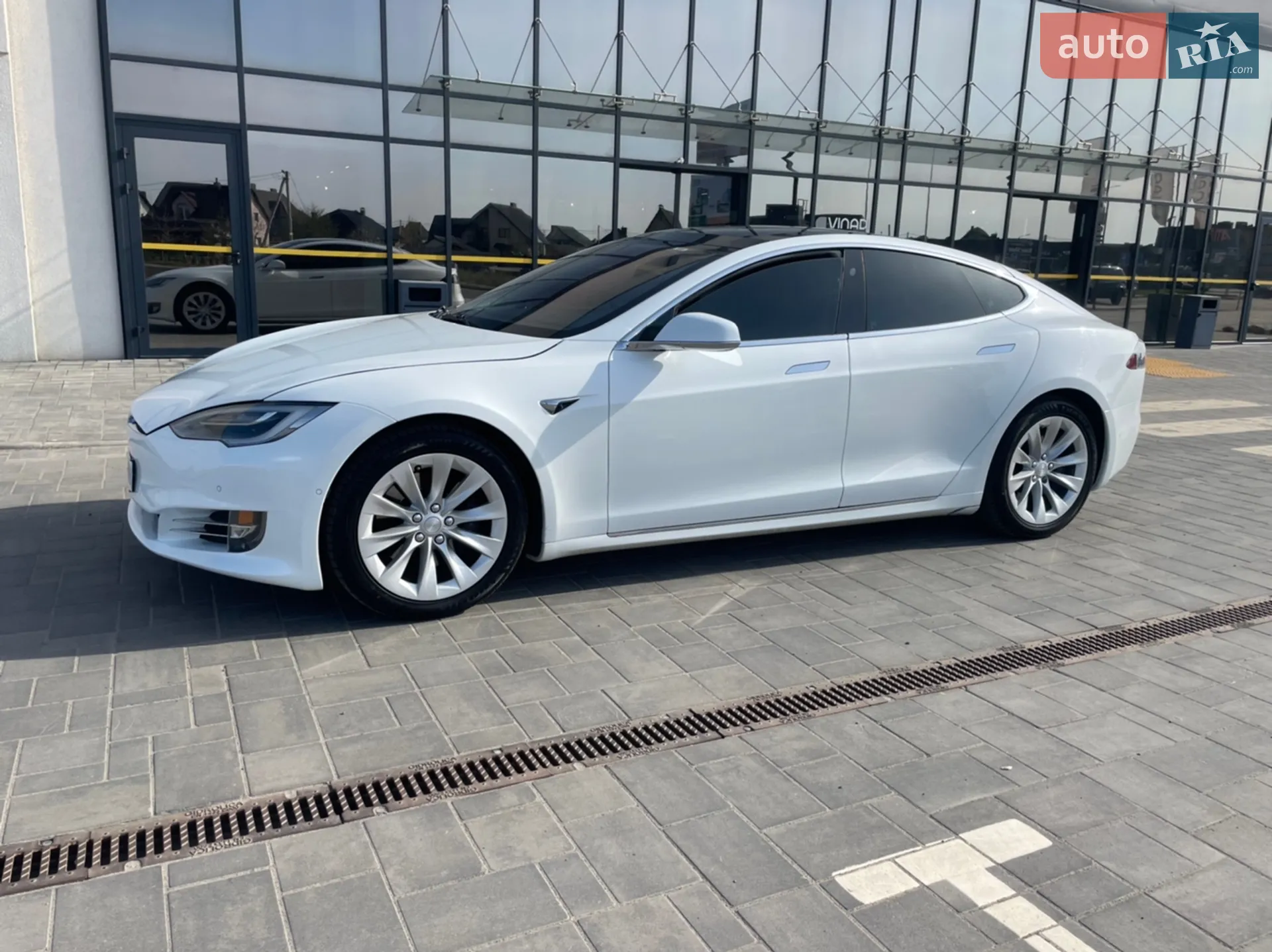 2018 Tesla Model S - мініатюра 3