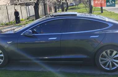 Ліфтбек Tesla Model S 2015 в Черкасах