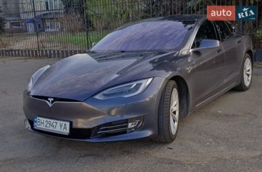 Ліфтбек Tesla Model S 2016 в Миколаєві