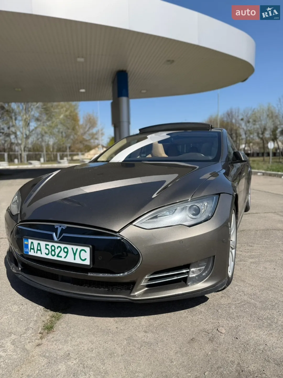2015 Tesla Model S - мініатюра 4