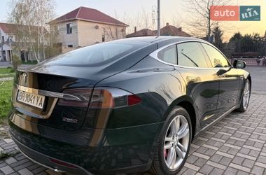 Ліфтбек Tesla Model S 2014 в Одесі