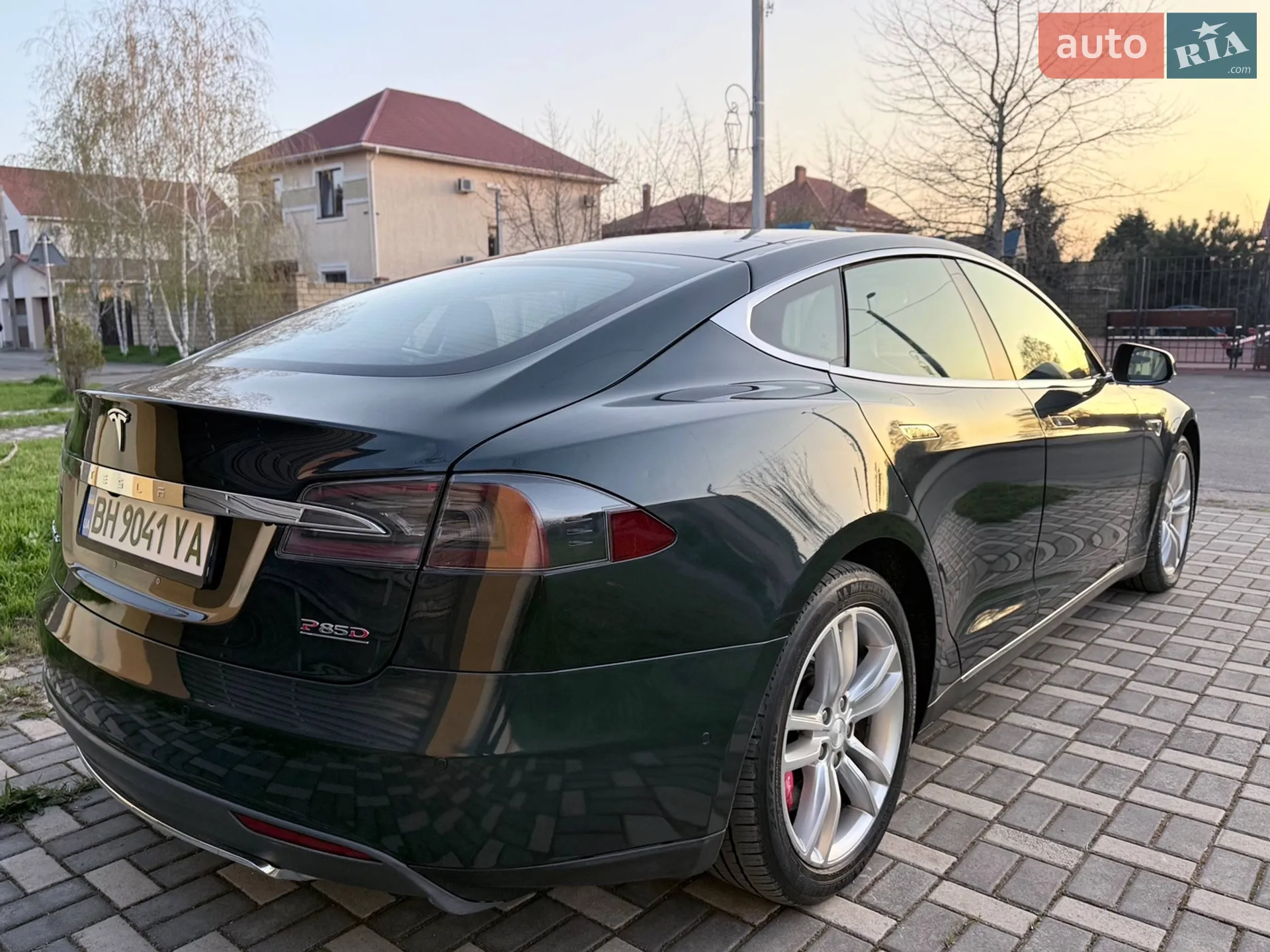 2014 Tesla Model S - мініатюра 12