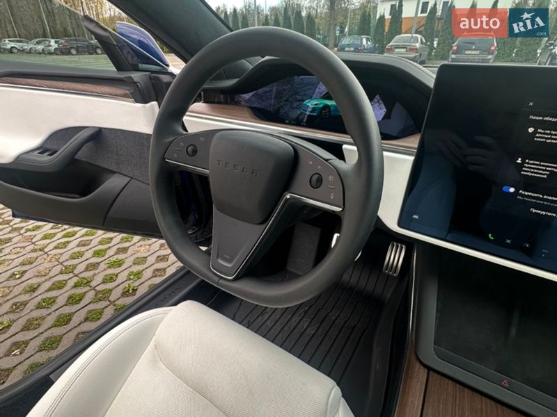 Ліфтбек Tesla Model S 2022 в Харкові