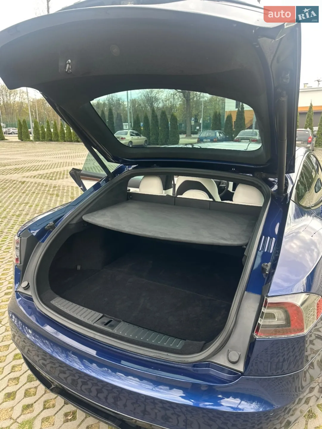 2022 Tesla Model S - мініатюра 14