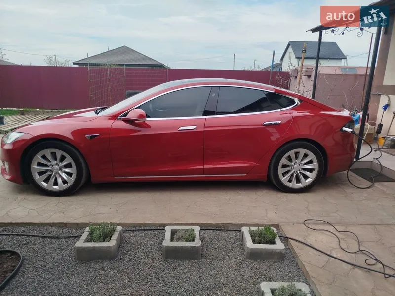 Tesla Model S