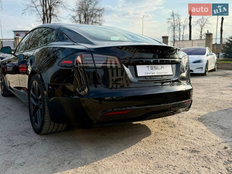 Лифтбек Tesla Model S 2024 в Виннице
