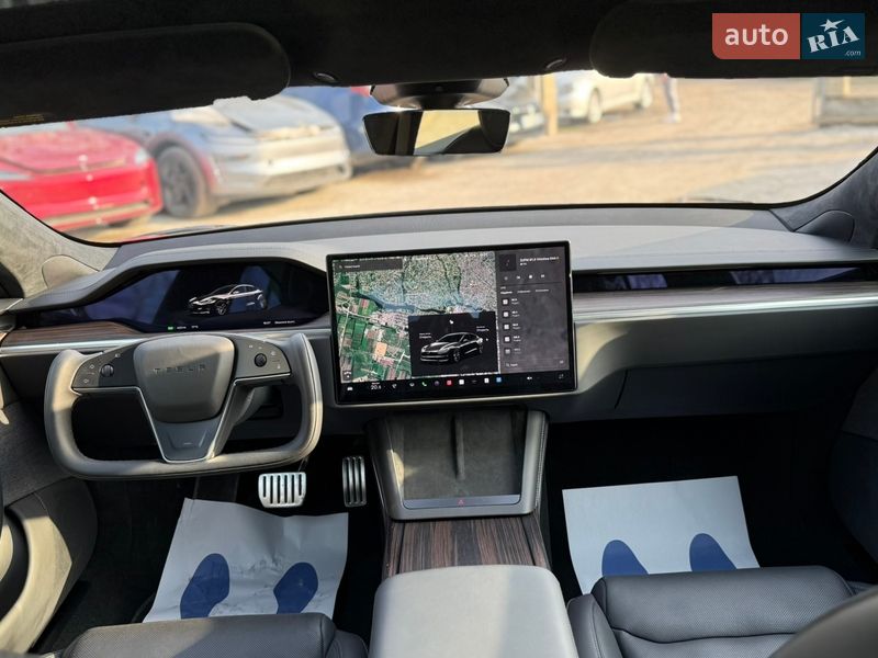 Лифтбек Tesla Model S 2024 в Виннице
