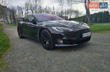 Лифтбек Tesla Model S 2017 в Хмельницком