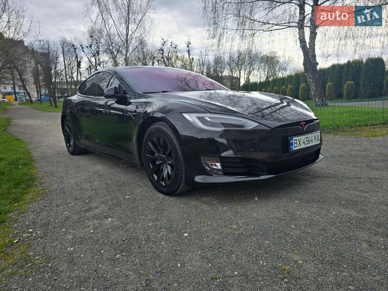 Tesla Model S 2017