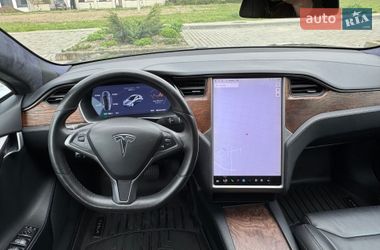 Лифтбек Tesla Model S 2018 в Ровно