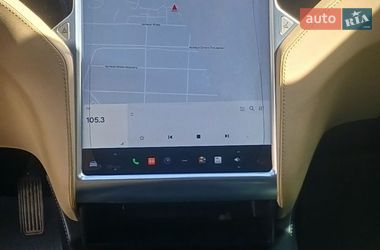 Лифтбек Tesla Model S 2016 в Кропивницком