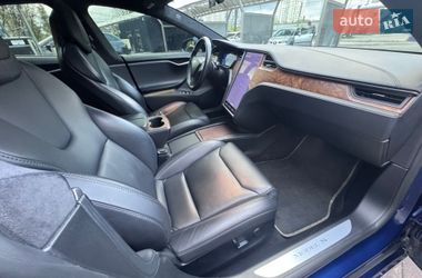 Лифтбек Tesla Model S 2019 в Днепре