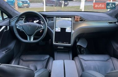 Ліфтбек Tesla Model S 2017 в Одесі