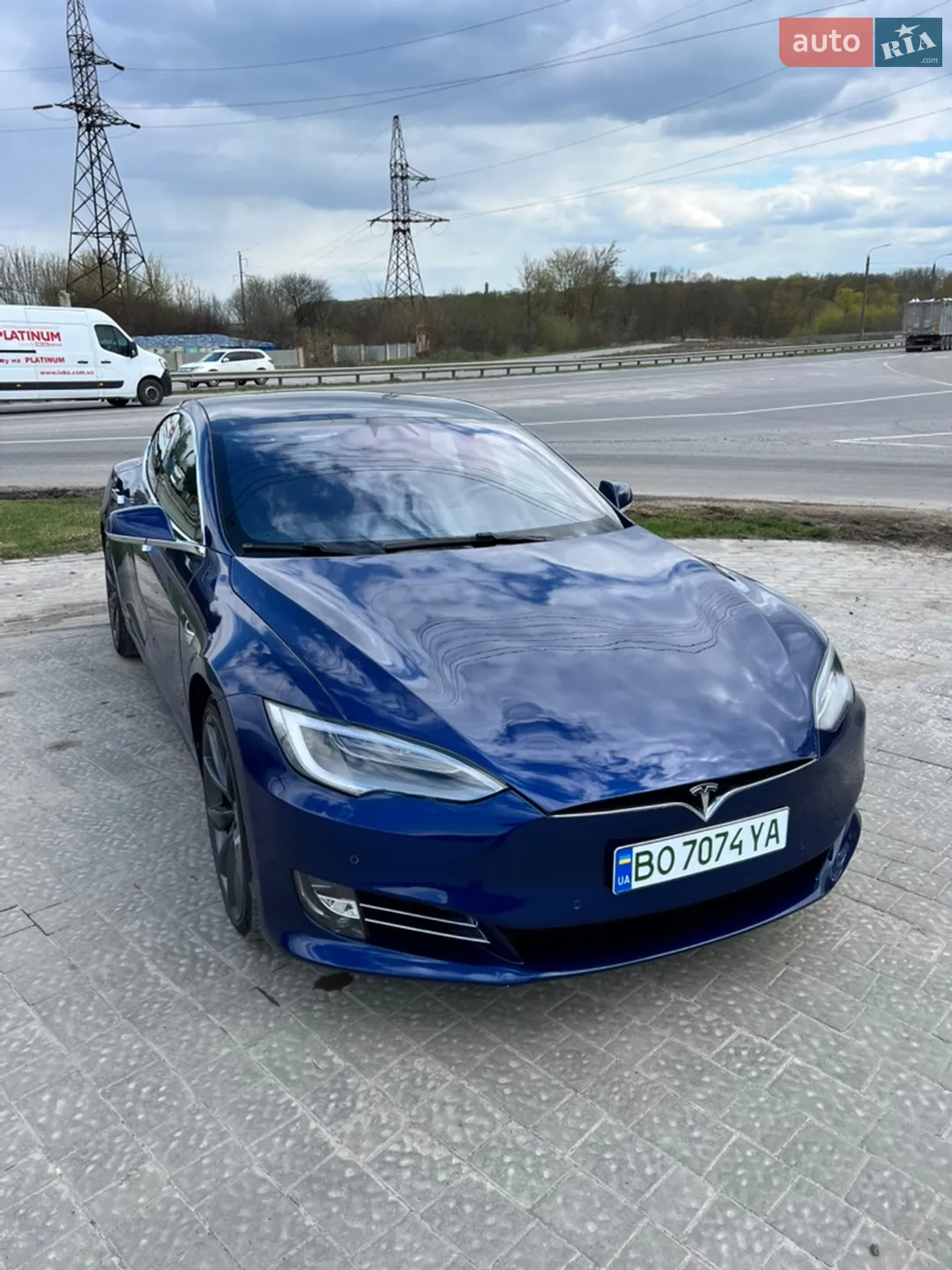 2020 Tesla Model S - фото 1