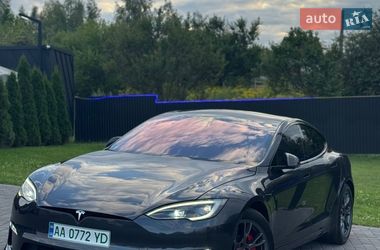 Лифтбек Tesla Model S 2024 в Киеве