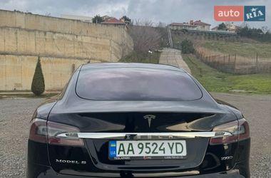 Ліфтбек Tesla Model S 2018 в Одесі