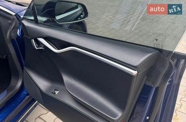 Ліфтбек Tesla Model S 2017 в Івано-Франківську