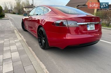Лифтбек Tesla Model S 2018 в Киеве