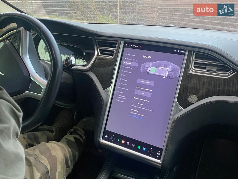 Лифтбек Tesla Model S 2013 в Киеве