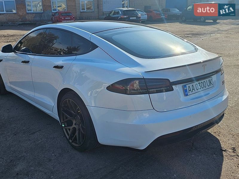 Лифтбек Tesla Model S 2022 в Чернигове фото 3 Лифтбек Tesla Model S 2022 в Чернигове