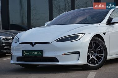 Лифтбек Tesla Model S 2022 в Киеве