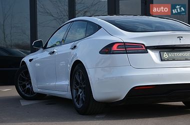 Лифтбек Tesla Model S 2022 в Киеве