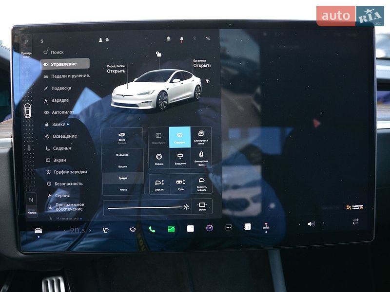 Лифтбек Tesla Model S 2022 в Киеве