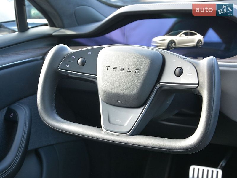 Лифтбек Tesla Model S 2022 в Киеве