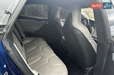 Ліфтбек Tesla Model S 2016 в Львові