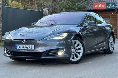Ліфтбек Tesla Model S 2018 в Києві