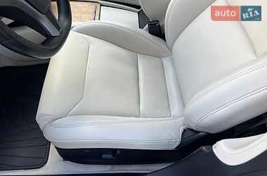 Лифтбек Tesla Model S 2018 в Киеве