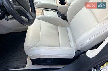 Лифтбек Tesla Model S 2018 в Киеве