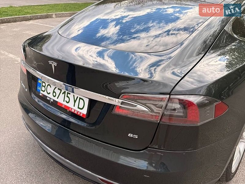 Ліфтбек Tesla Model S 2012 в Львові фото 2 Ліфтбек Tesla Model S 2012 в Львові