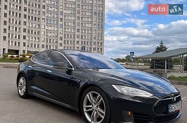 Лифтбек Tesla Model S 2012 в Львове