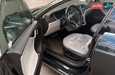 Ліфтбек Tesla Model S 2012 в Львові фото 12 Ліфтбек Tesla Model S 2012 в Львові