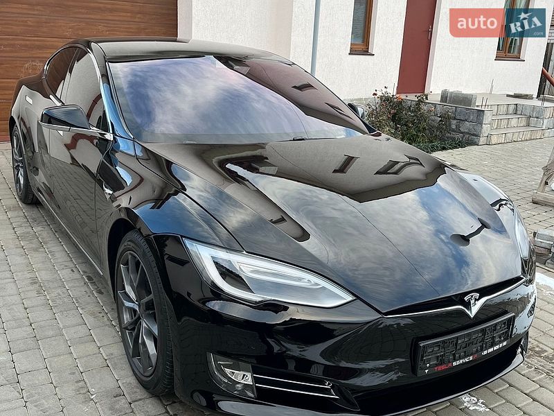 Tesla Model S 2017