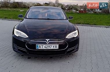 Ліфтбек Tesla Model S 2013 в Богородчанах