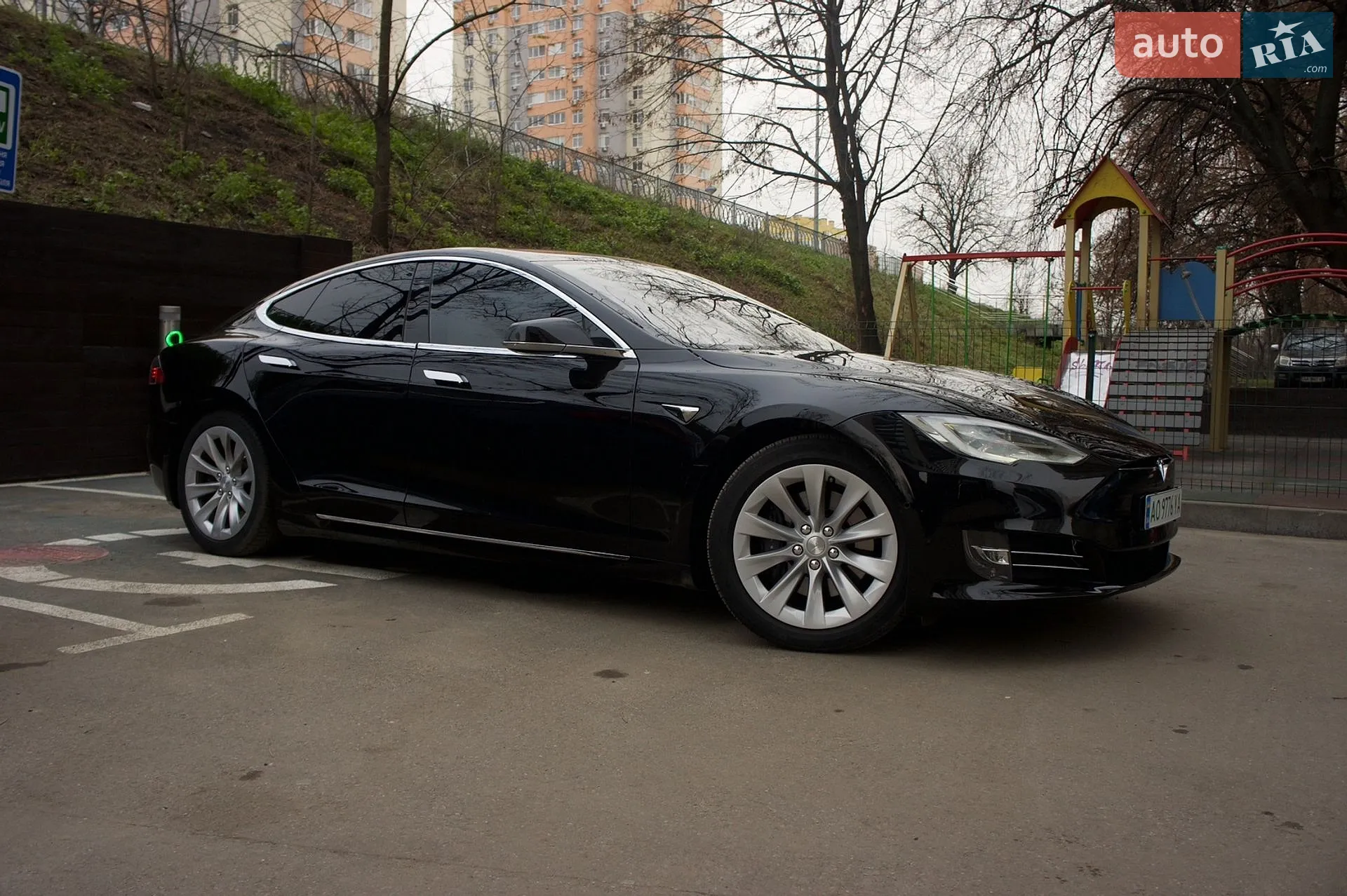 2019 Tesla Model S - мініатюра 2