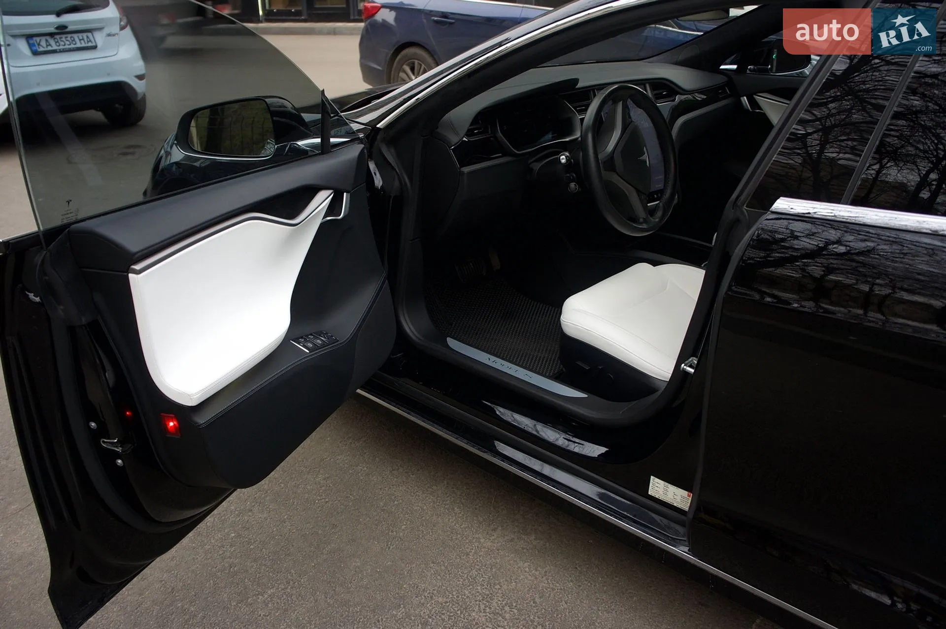 2019 Tesla Model S - мініатюра 7