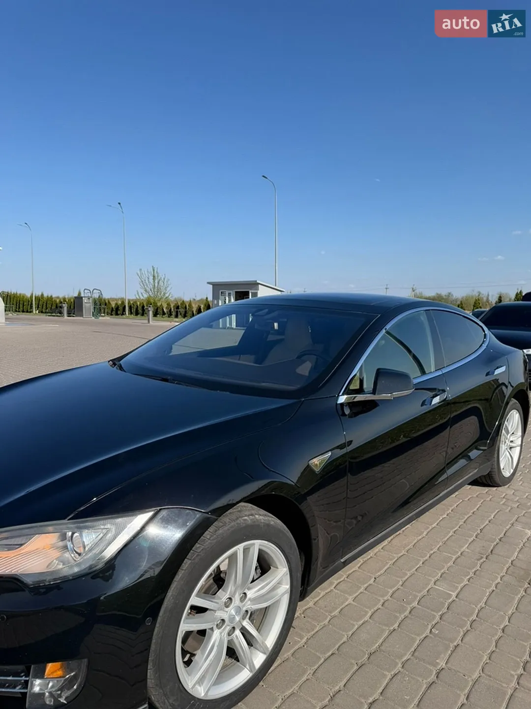 2015 Tesla Model S - мініатюра 4