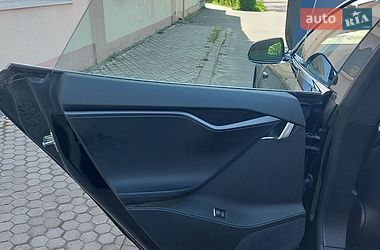 Лифтбек Tesla Model S 2018 в Николаеве