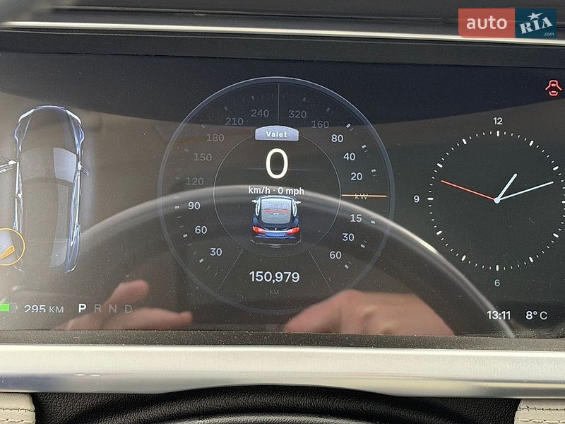 Лифтбек Tesla Model S 2014 в Чернигове