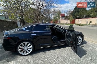 Лифтбек Tesla Model S 2017 в Одессе